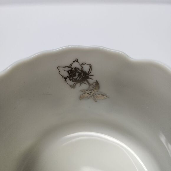 Vintage 1983 Royal Crown by Arnart Imports 25th Anniversray Tea Cup and Saucer - Picture 7 of 9